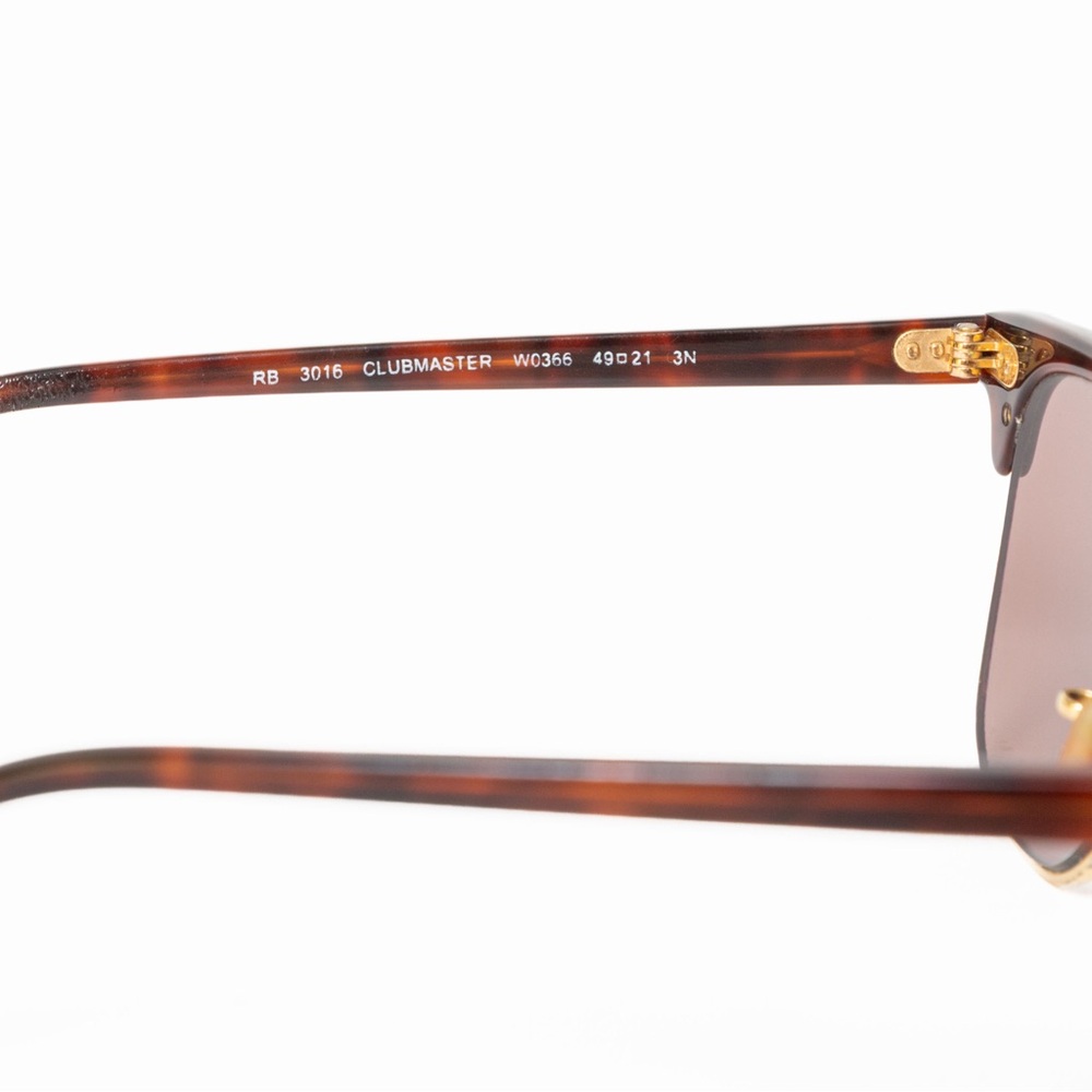 SOLD - Ray-Ban RB3016 Clubmaster W0366 Tortoise Gold 49mm Frame - Picture 9 of 16